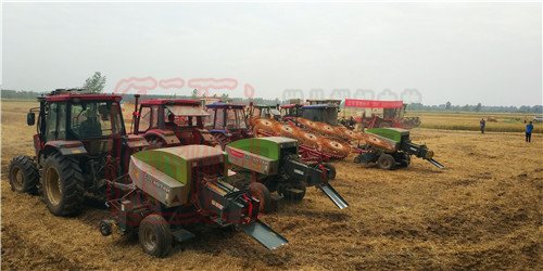 上海世達爾打捆機參加2018年天門市秸稈回收綜合利用現場會