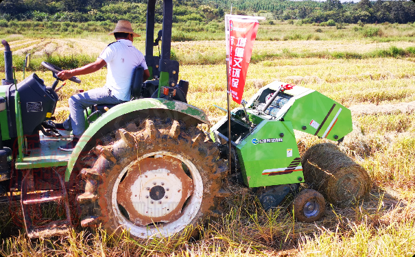 梁子湖區舉辦2021年全區農作物秸稈資源化利用現場會